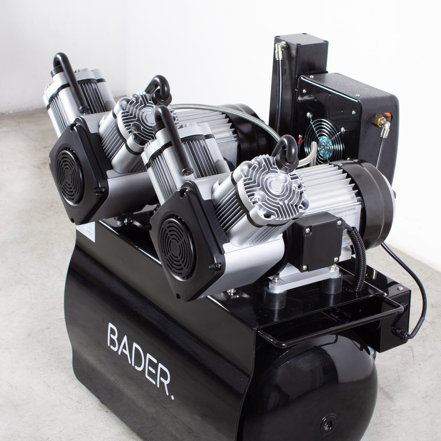 Compressor com Secagem TWIN HIGH para Equipamentos Dentários e CAD/CAM | BADER